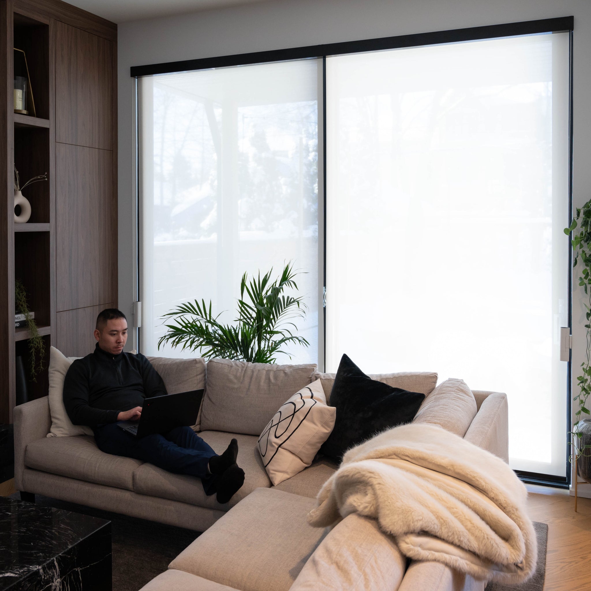 A Day in a Life: How Smart Blinds Optimize Your Daily Routine